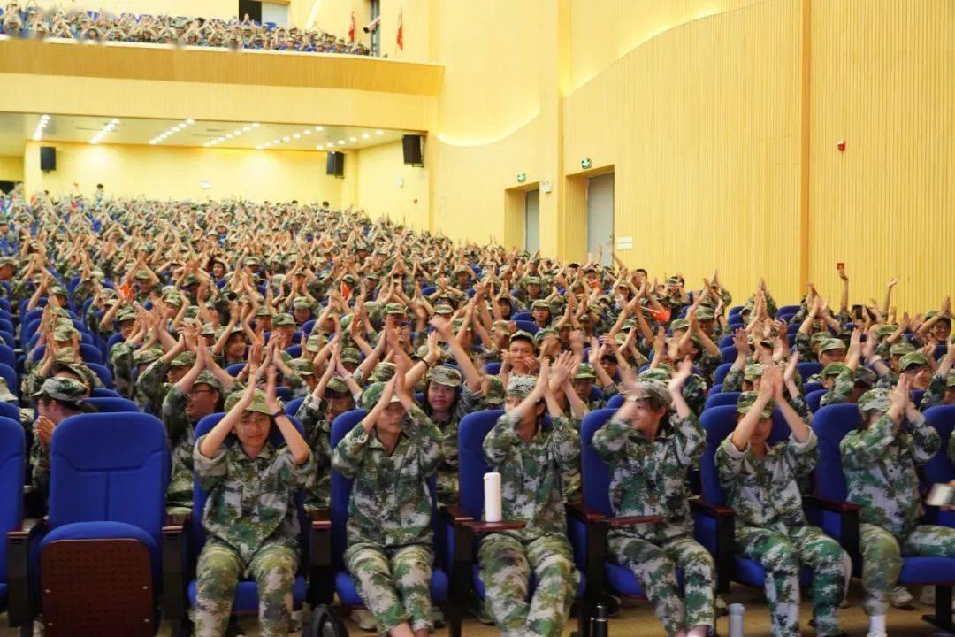 今天，贵阳龙洞堡国际机场航班运行安全有序